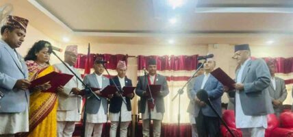 बागमतीका ६ मन्त्रीले लिए शपथ
