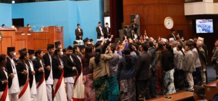 ओलीलाई भ्रष्टाचार करार गरेको भन्दै एमाले सरकारसँग माग्यो जवाफ