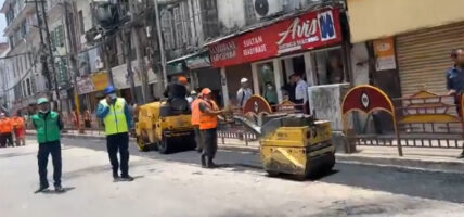 नयाँ सडकको फुटपाथ निर्माणको बाटो खुल्यो