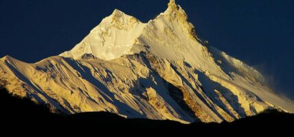 मनासलु हिमालमा आरोहण सुरु