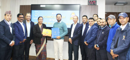 नेपाल प्रिमियर लिग (एनपीएल) को प्रथम संस्करणमा सहभागी टोली सुदूरपश्चिम रोयल्स र नेपाल टेलिकमबिच समझदारीपत्रमा हस्ताक्षर