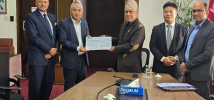 भौतिक पूर्वधार पुनर्निर्माण कोषमा एनएलजी इन्स्योरेन्सले गर्यो सहयोग