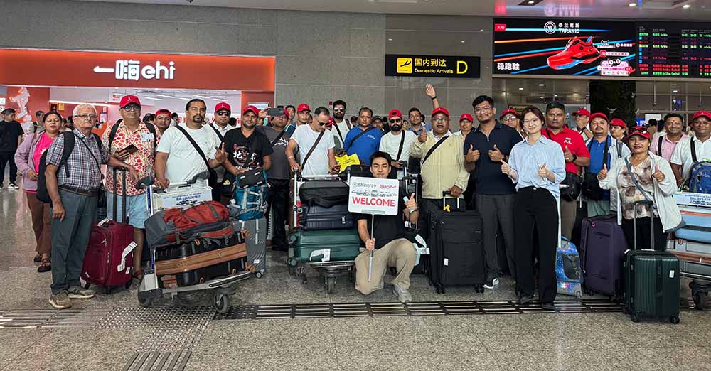 नेपाली अटो मेकानिकले गरे चीनको SRM कारखानामा ईभी प्रविधिको प्रत्यक्ष अवलोकन नेपाली अटो मेकानिकले गरे चीनको SRM कारखानामा ईभी प्रविधिको प्रत्यक्ष अवलोकन