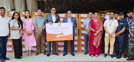 शाओमी नेपालद्वारा बाढीपीडितका लागि अत्यावश्यक घरायसी सामग्रीका सहयोग