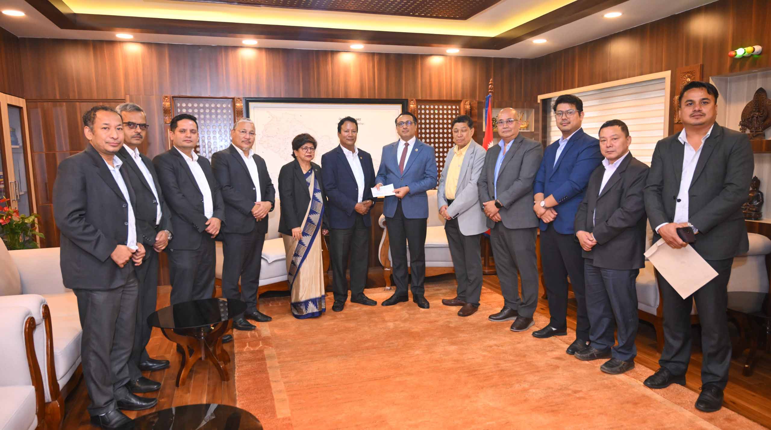 साल्ट ट्रेडिङ कर्पोरेसनद्वारा प्रधानमन्त्री राहत कोषमा ६० लाख सहयोग
