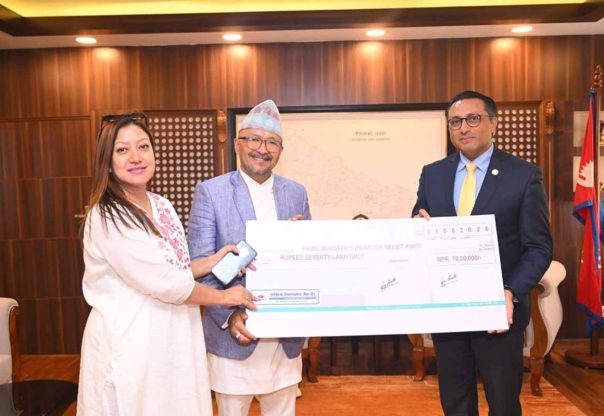 सांग्रिला डेभलपमेन्ट बैंकद्वारा भोटेकोशी बाढी प्रभावितका लागि ७० लाख सहयोग
