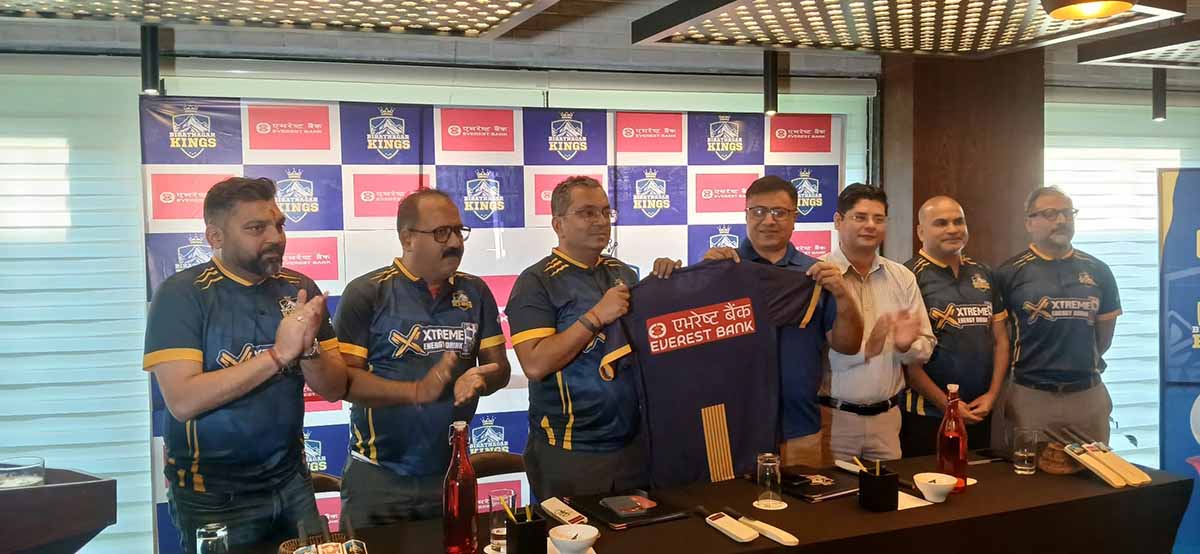 एभरेष्ट बैंकले उद्यमी व्यवसायीको फ्रेन्चाइजी क्रिकेट टिम विराटनगर किंग्सलाई प्रायोजन
